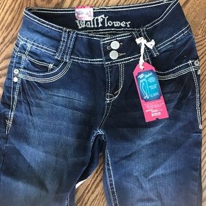 wallflower curvy bootcut jeans